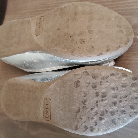 Carter's shoes - Picture 4 of 4